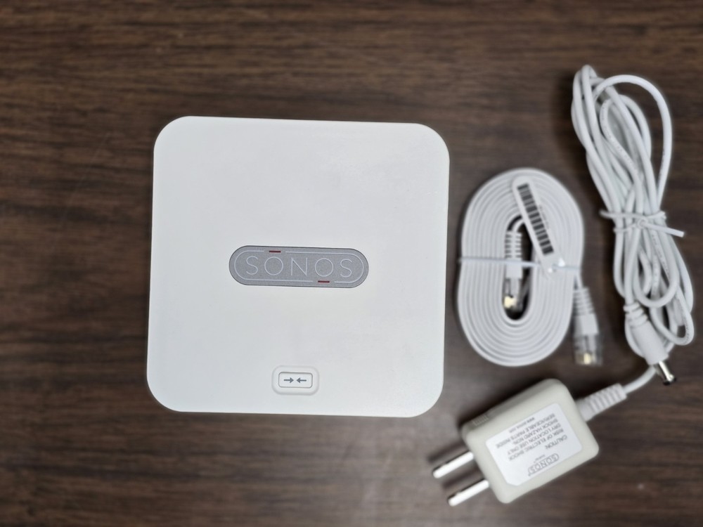 Sonos ZoneBridge BR100 Gen 1 White Wireless Bridge with power cord