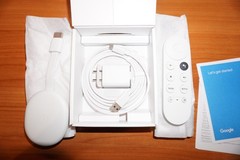 Google Chromecast with Google TV 4K UHD Media Streamer – Snow
