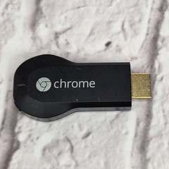 Google Chromecast HDMI Streaming Media Device Gen 1 Model H2G2-42 Black