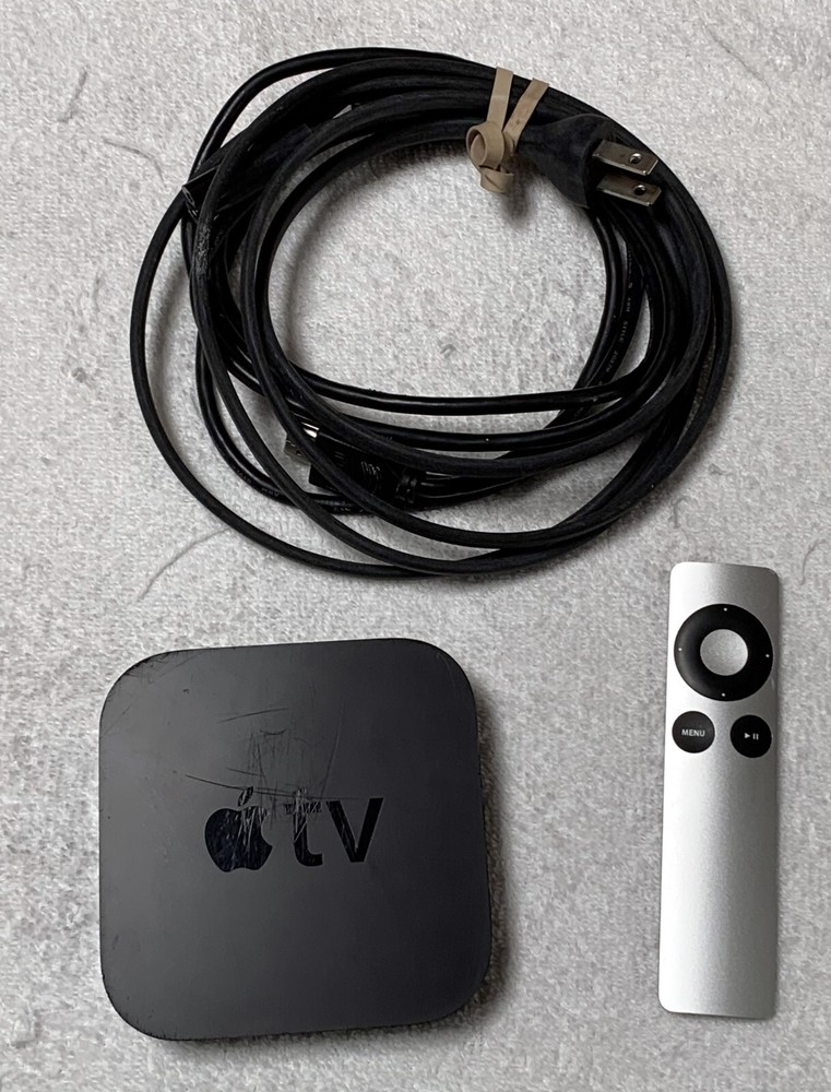 Apple TV 2nd Generation A1378 Streaming Media Player MC572LL/A w/ Remote Cables