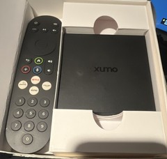 Xumo Stream Box Player Black Voice Control Dolby Vision ESST11AEI