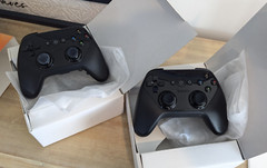 ASUS Google Nexus Player TV Streaming Device TV5001, controller, and 2 Game Pads
