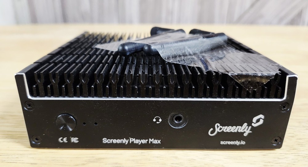 Screenly Player Max Screenly.io