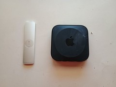 Apple TV 3rd Gen HD Streaming Player Model A1427 w/ Remote Untested
