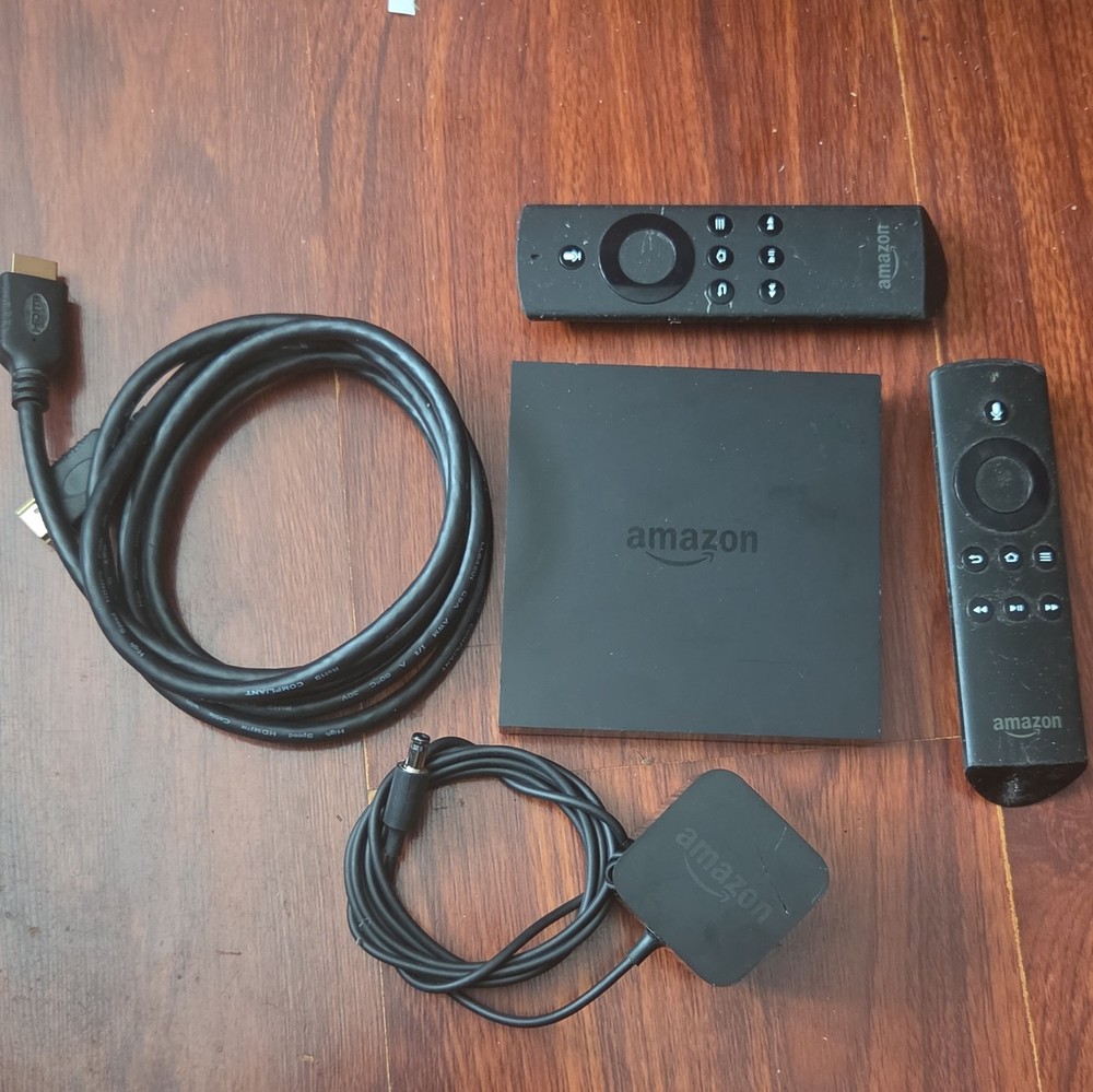 Amazon Fire TV Box 1st Generation CL1130 w/ Power Adapter & Remote