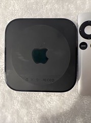 Apple TV 3rd Generation Smart TV A1469 w/ Remote, No Cables! Not Tested!