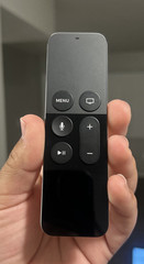 Apple TV 4th Gen A1625 32GB w/ Remote A1513, HDMI, Power Cable & TotalMount Pro