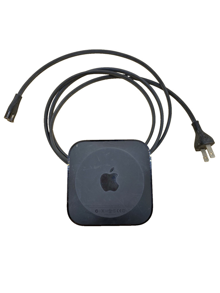 Apple TV A1378 2rd Generation 720P 8GB HD Media Streaming Media Player NO REMOTE