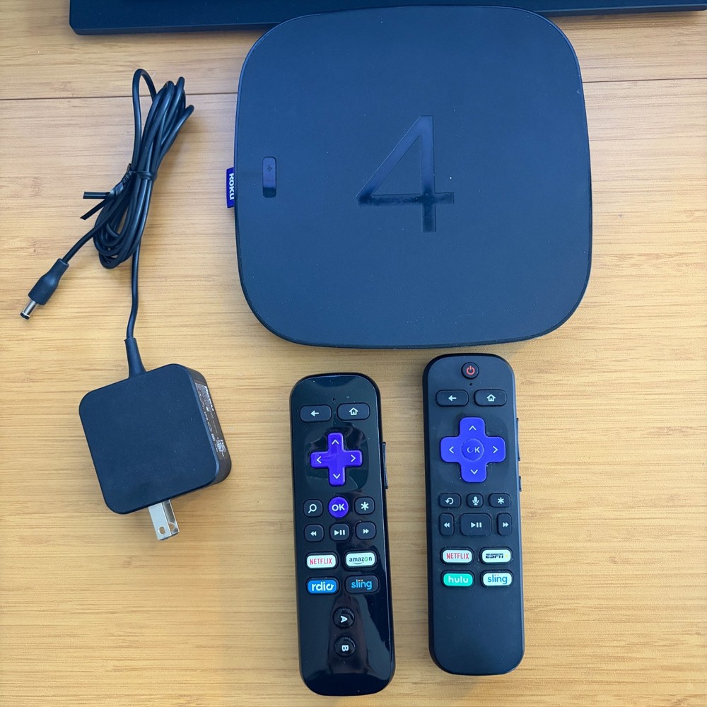 Roku 4 Media Streamer 4400X (4th Gen) w/ Remote & Power Adapter TESTED WORKING
