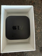 APPLE TV A1842 4K 32 GB- TESTED-COMES WITH REMOTE CONTROL AND POWER CORD