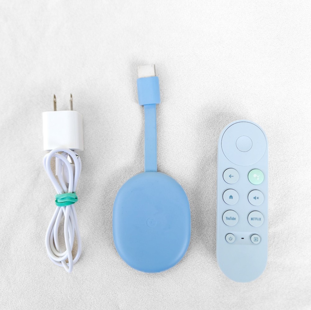 Google Chromecast Media Streamer 4K With Google TV Sky Blue & Remote GZRNL