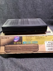 Vintage Sony WEBTV PLUS INT-W200 Internet Terminal & Keyboard … ….(OSSD)