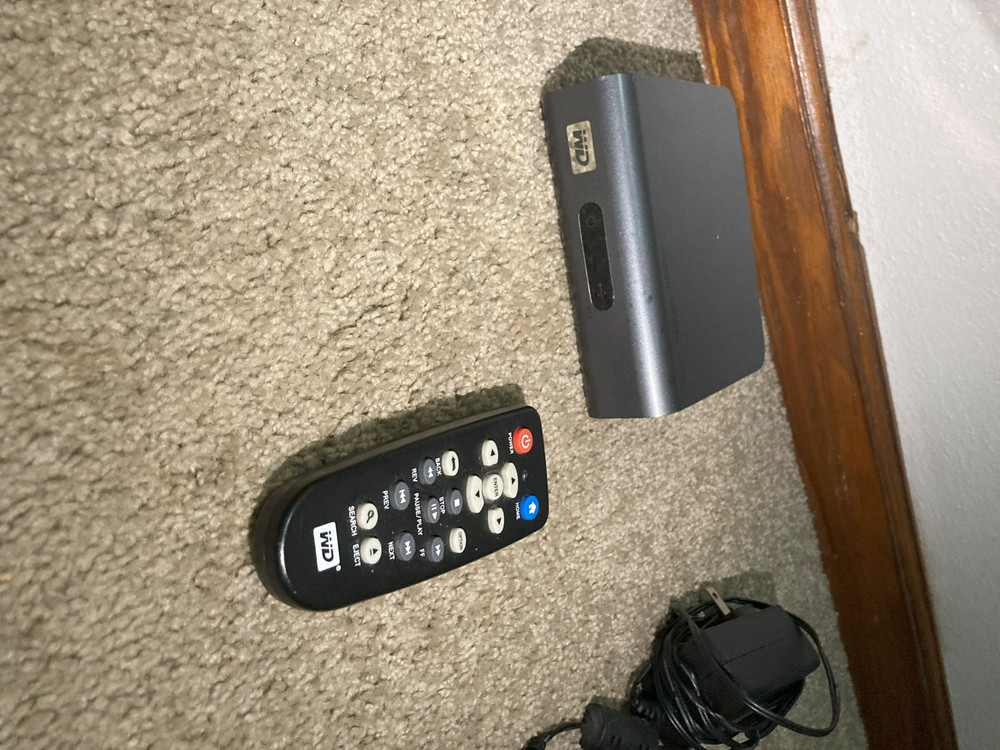 WESTERN DIGITAL WD TV Live HD Media Player with Remote (WDBAAN0000NBK-01)