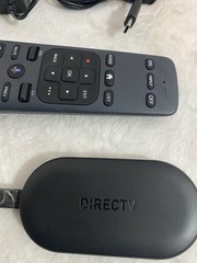 DIRECTV Gemini Air Streaming Device 4K Model P21KW-500 Wth AC Adapter and Remote