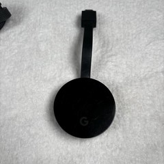 Google Chromecast Ultra 4K Streaming Media Player NC2-6A5-D Wi-Fi HDMI