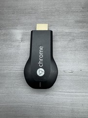 Google Chromecast H2G2-42 Media Streaming Hdmi Tested Chrome Cast
