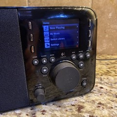 Logitech X-R0001 Black Wi Fi Squeezebox Internet Smart Radio Music Streamer