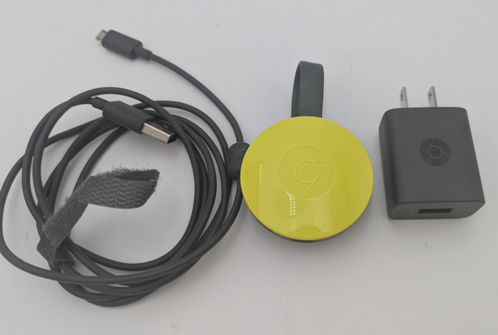 Google Chromecast (2nd Gen) NC2-6A5 Media Streaming Yellow w/ Cord