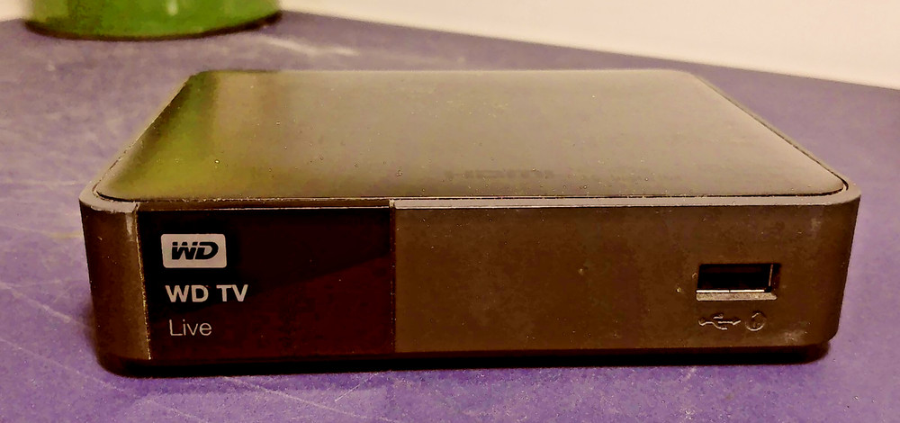Western Digital WD TV Live Streaming Media Player C3H Works No Power Supply