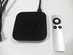 Apple TV Smart Media Streaming Player Model A1378 with Remote Control 2nd Gen