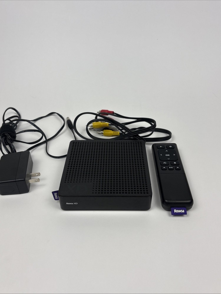 Roku XD Model 2050X Streaming Media Player Complete w/ Remote & Cables Tested