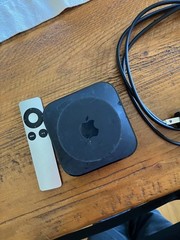 Apple TV 3rd Gen A1469 plus power cord and remote