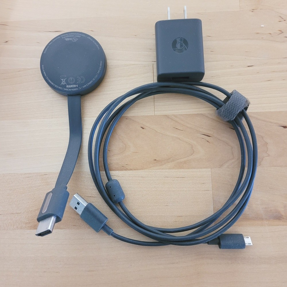 Google Chromecast 2nd Gen Media Streamer OS One Size Black NC2-6A5 HDMI Tested