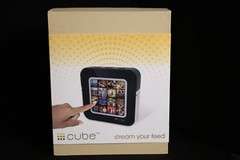 CUBE Stream Your Feed Digital Picture Frame (White) Social Connect Friends NEW