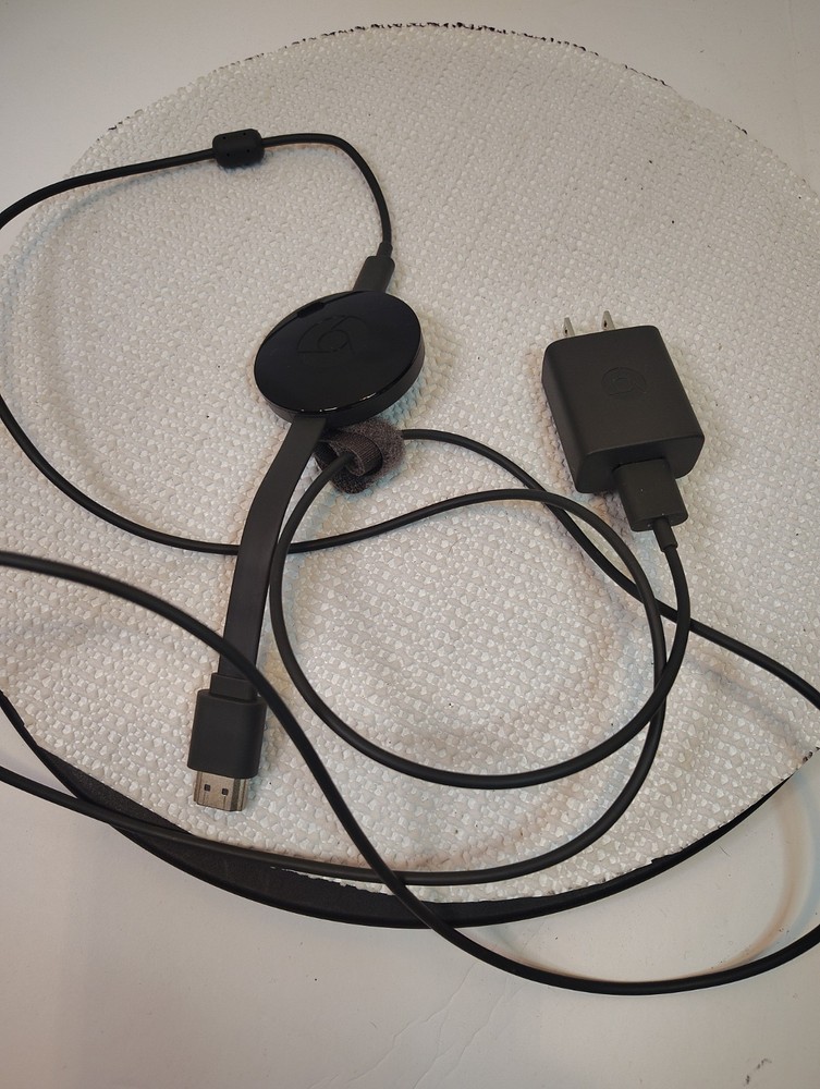 Google Chromecast (2nd Generation) 1080p HD Media Streamer – NC2-6A5
