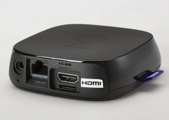 NEW Roku 3 4200R 1080p HD Media Streamer | Black w/ Remote & AC Cord / Ear Buds