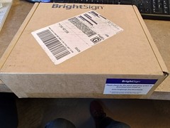 BrightSign HD225 Sign Controller with WD105 Wifi/Bluetooth Dual Antenna Module