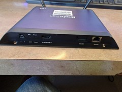 BrightSign HD225 Sign Controller with WD105 Wifi/Bluetooth Dual Antenna Module