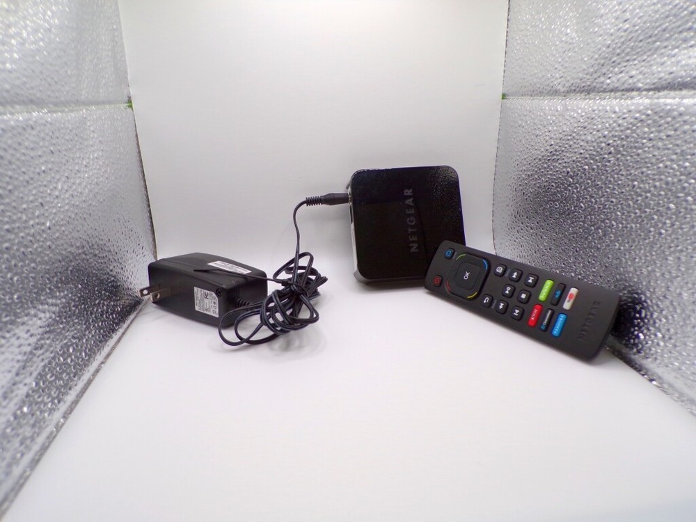 NETGEAR Neo NTV300 WiFi TV Streaming Video Media Player w/Remote & AC Adapter
