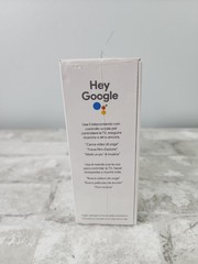 Google Chromecast 4K HDR Pink / Beige Spanish Box GZRNL Brand New Sealed