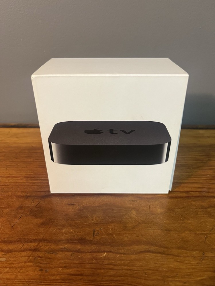 Apple TV (2nd Generation) 8GB Media Streamer – A1378