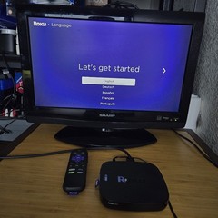 Roku Ultra 4660X2 4K Streaming Media Player w/ Remote & Cables – Tested Working
