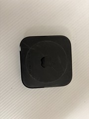 Apple TV 3 – 8 GB Media Streamer – Black A1469 – EMC 2633 – SN: F6MN5PTEFF54