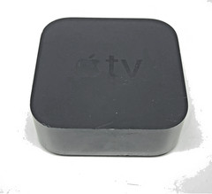 Apple TV 4K (1st Gen) 32GB Model A1842 – With Remote & Cables – Tested