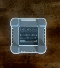 Sonos Bridge Wireless HiFi System-White – Sonos S1 compatible – working