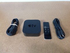Apple TV A1625 4th Gen 32GB Full HD WiFi Media Streamer w/ Siri Remote & HDMI