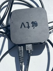 Apple TV 3rd Generation Media Streamer A1469 With Cables , No Remote