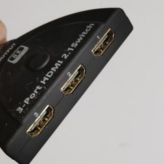 3‑Port HDMI 2.1 Switcher 8K/60Hz 4K/120Hz Selector with Button