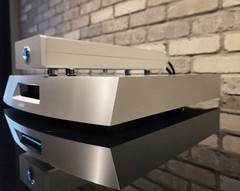 LUMIN U1 – High Resolution Music Streamer w/ External Dual Toroidal Power Supply