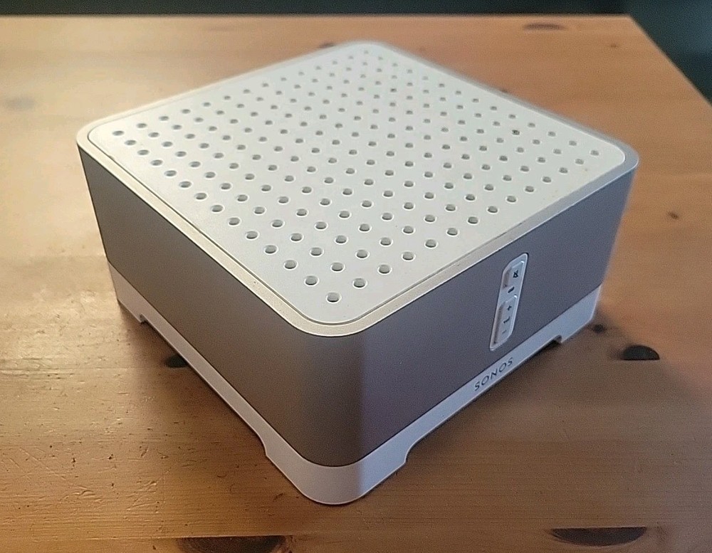 Sonos Connect:Amp Digital Media Streamer – White/Gray S1
