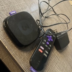 Roku 3 Media Streamer 4200X 3rd Generation Black with Power Cord, HDMI, Remote