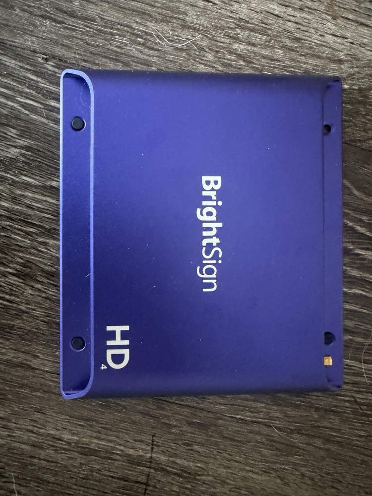 Brightsign HD1024 Full HD Expanded I/O HTML5 Player – Blue