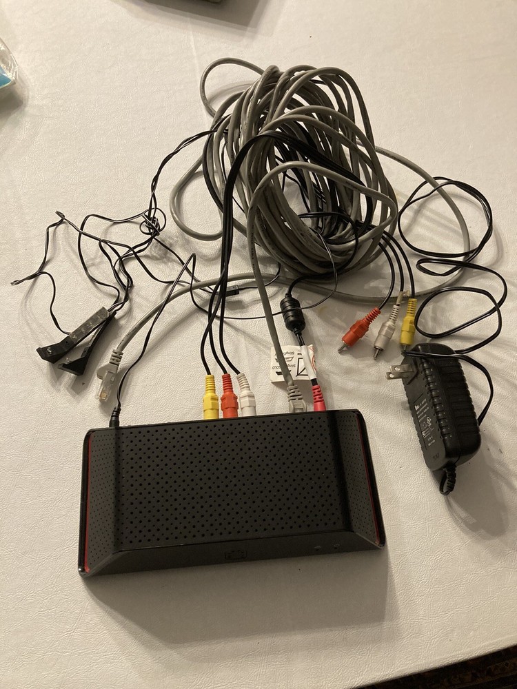 Slingbox Solo SB260-XXX Media Streamer – Excellent Cond + All wires & Adaptor