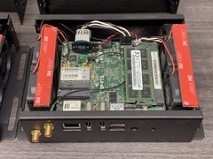 LOT OF 2* Mediavue Systems SureVue D1 Digital Signage Player | 4GB RAM | #Z87