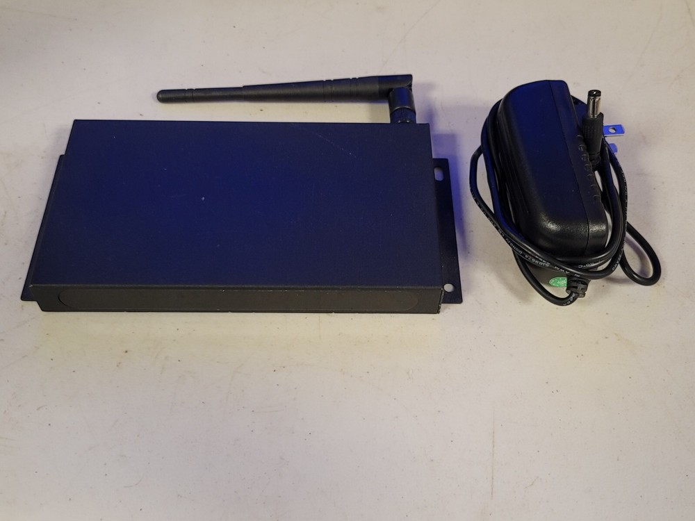 OUTFORM # UIM 4001-CO1 iDISPLAY 4K MEDIA PLAYER TESTED/WORKING – T6
