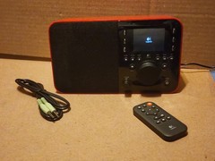 Logitech Squeezebox X-R0001 Wi-Fi Network Music Player Internet Radio Streamer